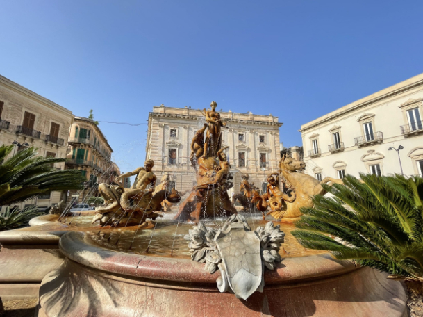 811b0d70d471fd3d1b4be8d196f53bb6fedc3d71