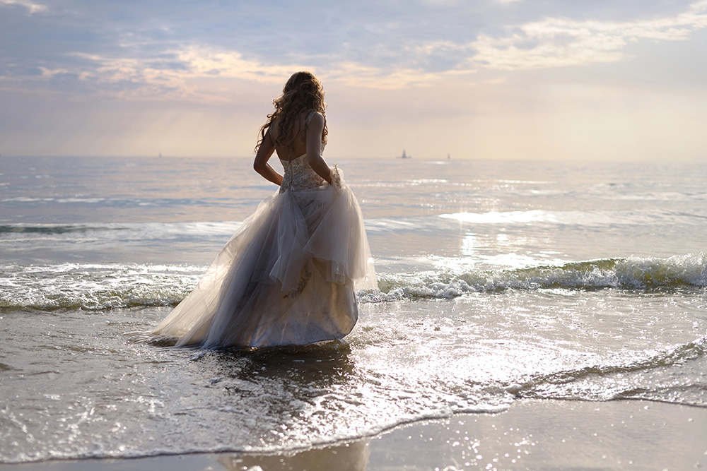How To Plan A Beach Wedding: 5 Things You Should Know